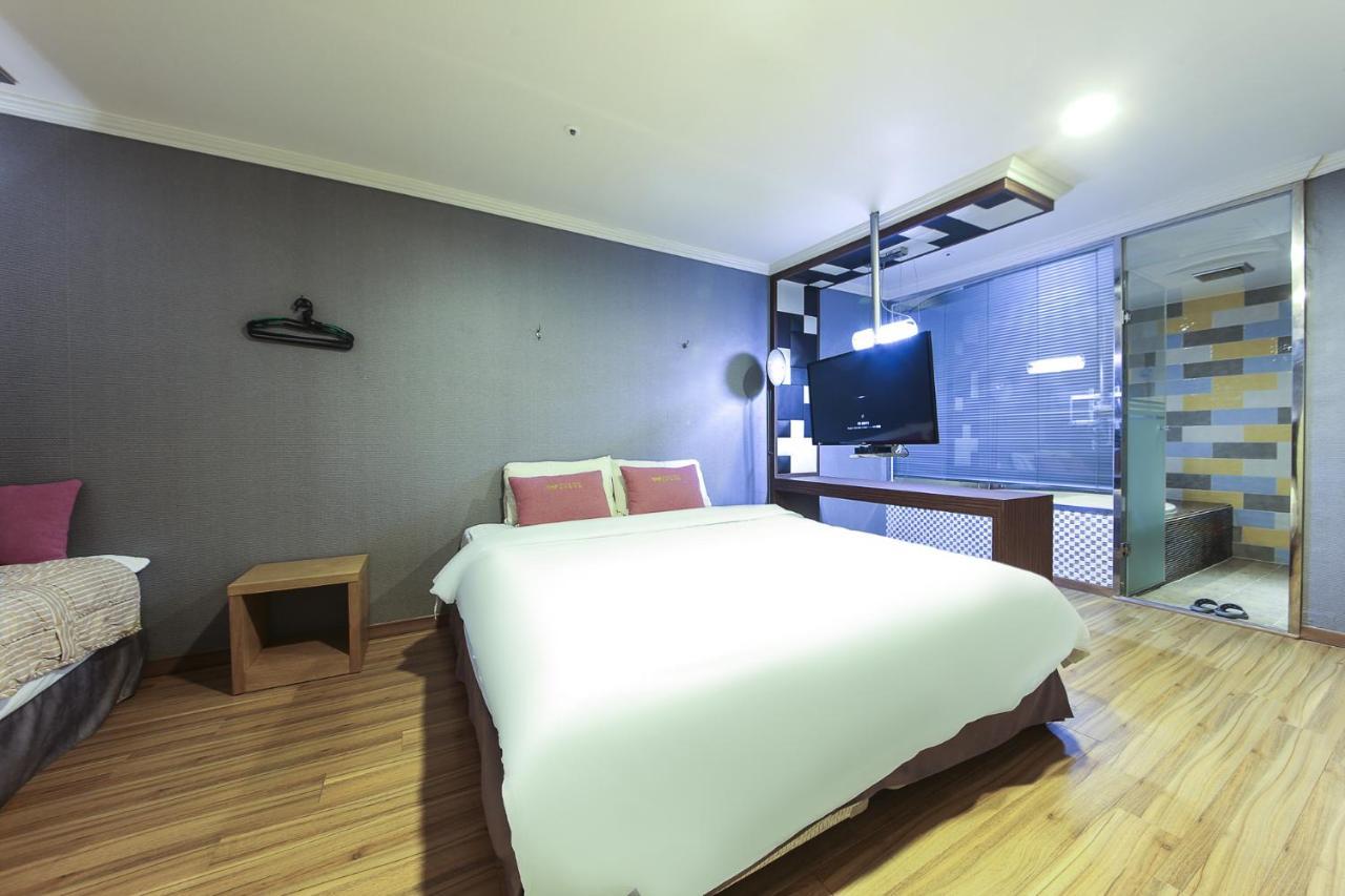 Central Hotel Changwon Luaran gambar