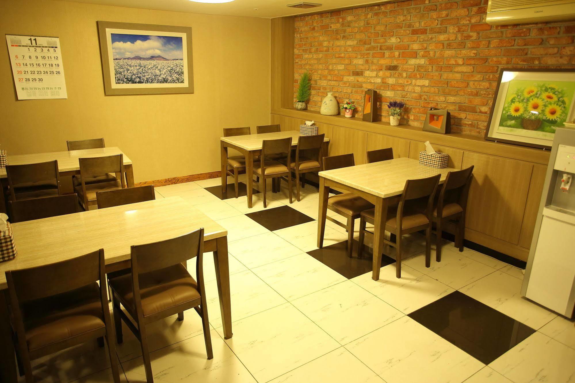 Central Hotel Changwon Luaran gambar