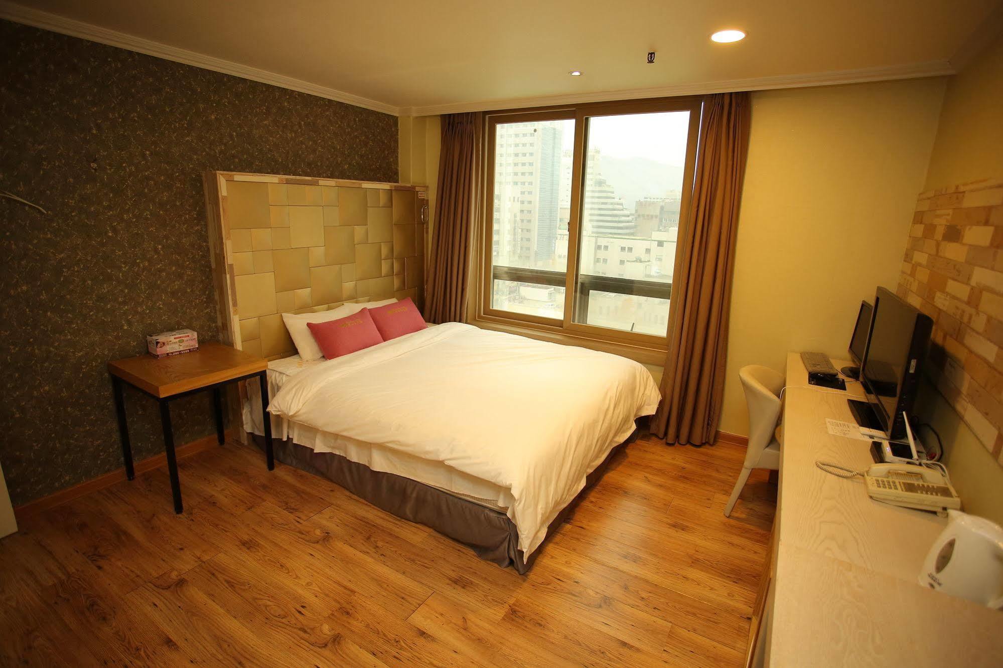 Central Hotel Changwon Luaran gambar